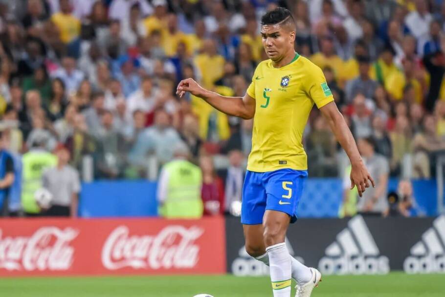 Copa do Mundo 2026: veja o que o horóscopo revela sobre os craques da Seleção Brasileira Casemiro aparece como uma espécie de estrutura invisível da equipe (Imagem: Alizada Studios | Shutterstock)