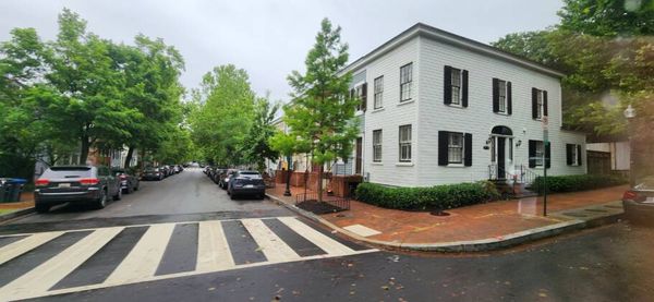 Georgetown é um bairro histórico e distrito comercial no noroeste de Washington, D.C
