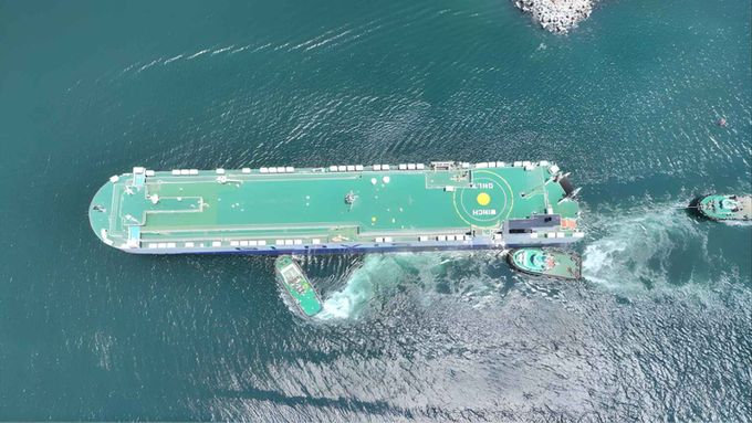 Os latinos tiram da cartola um “Canal do Panamá terrestre”: 303 km pelo Istmo de Tehuantepec para ligar o Pacífico ao Golfo sem passar por eclusas Diferente de canais que dependem de eclusas e volumes imensos de água, a ferrovia utiliza trilhos resistentes.